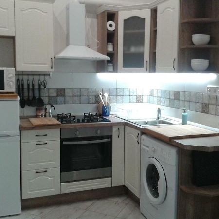 Lily Apartman Budapest Luaran gambar