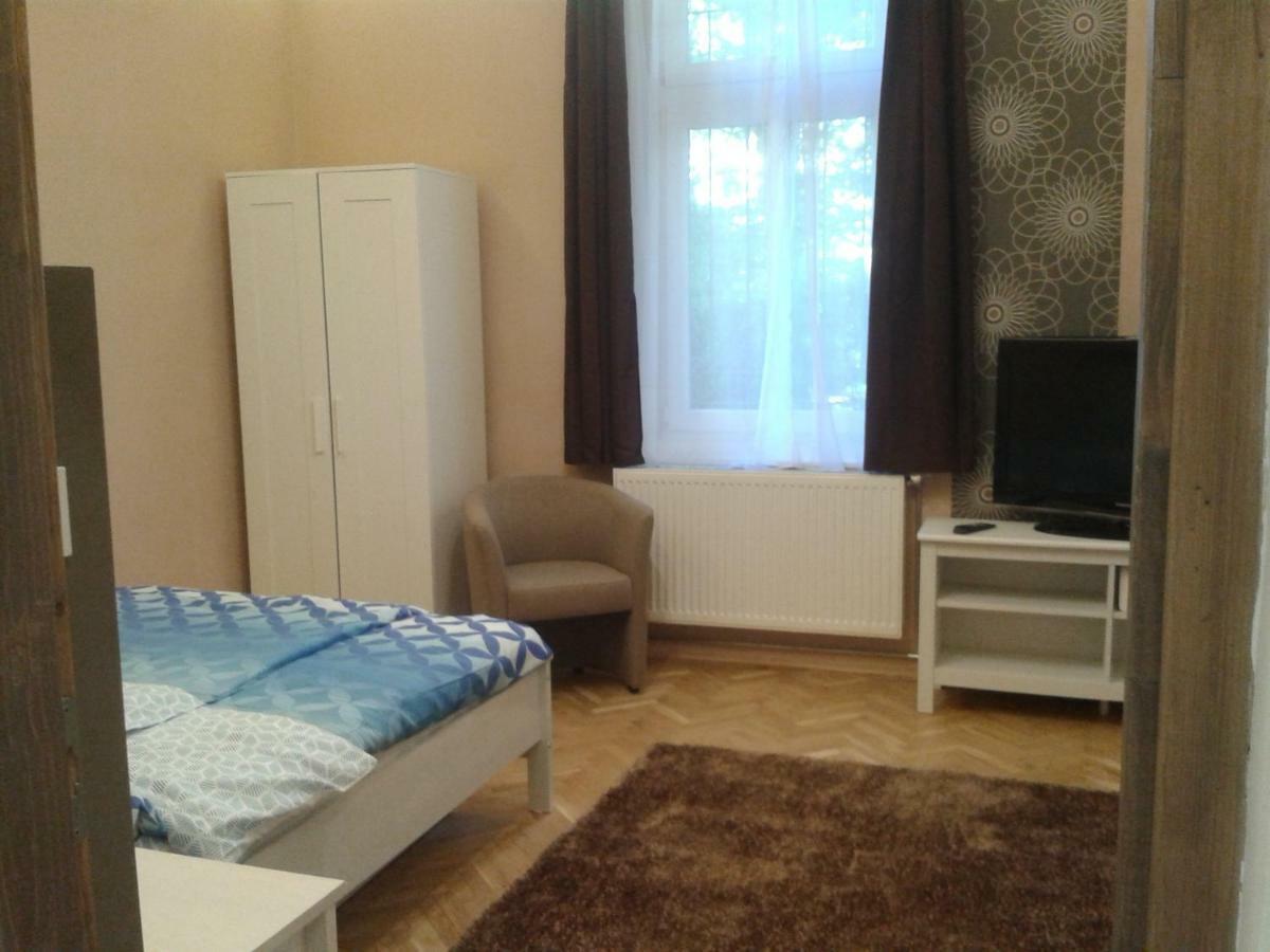 Lily Apartman Budapest Luaran gambar