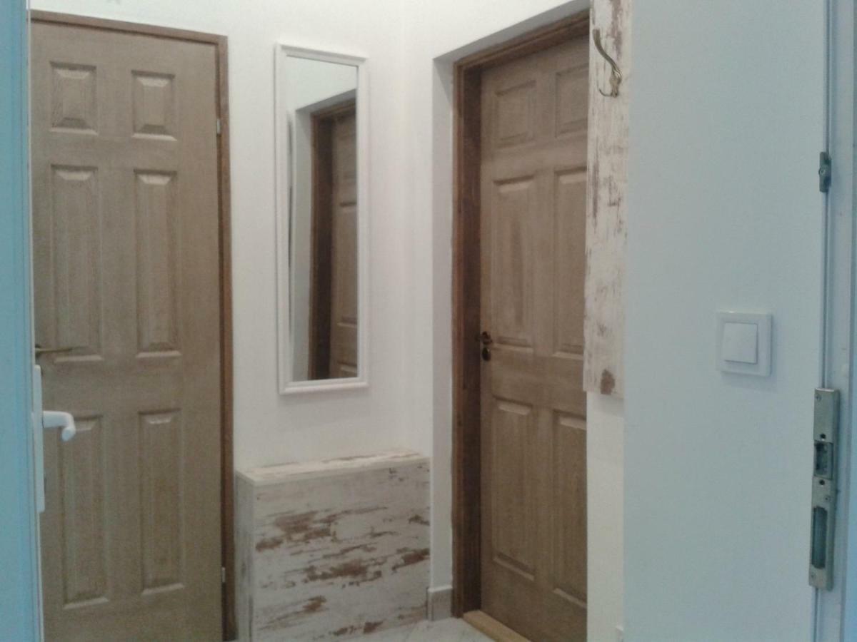 Lily Apartman Budapest Luaran gambar